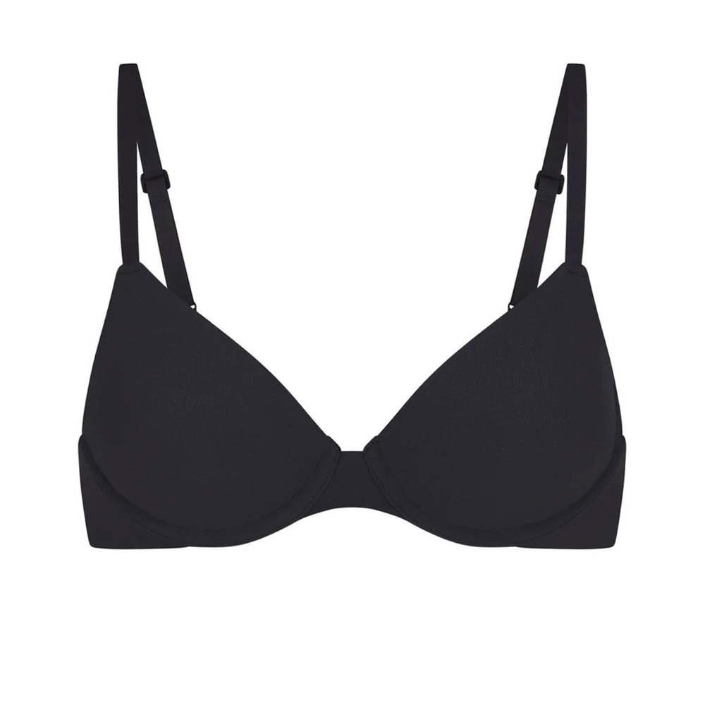 SKIMS NWT Fits Everybody T-Shirt Bra